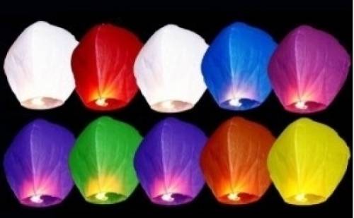 Oferte Speciale - Set 5 lampioane multicolore zburatoare la 18 ron in loc de 95 ron