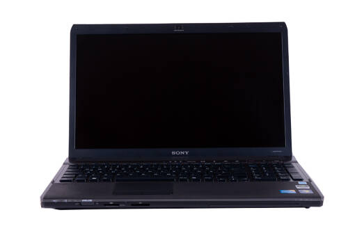 Laptop sony vaio pcg-81112m, intel core i7-720qm 1.60ghz, 8gb ddr3, 500gb sata, nvidia geforce gt 330m 1gb/128bit, blu-ray combo, 16.4 inch full hd, tastatura numerica, webcam