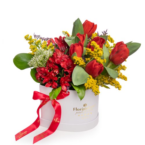 Aranjament floral in cutie cu lalele spring love