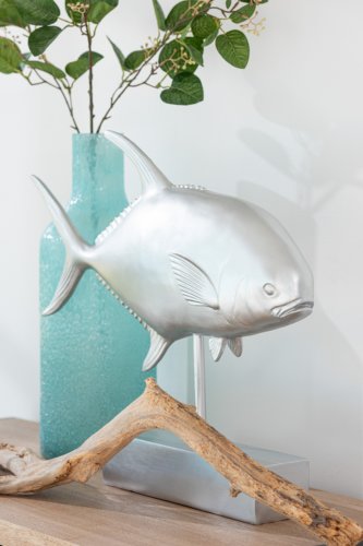 Decoratiune fish on foot, rasina, argintiu, 51.5x11x43.5 cm